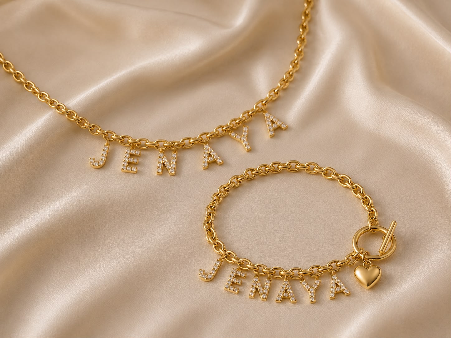 Collier et bracelet personnalisés assortis